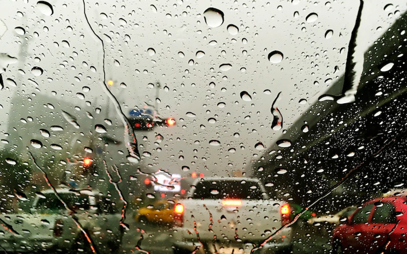 Simple tips to keep your skin healthy this monsoon